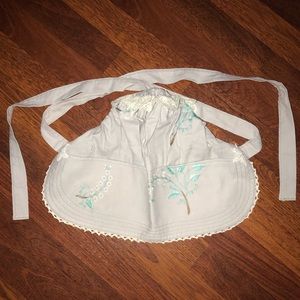 Vintage 60s embroidered bonnet